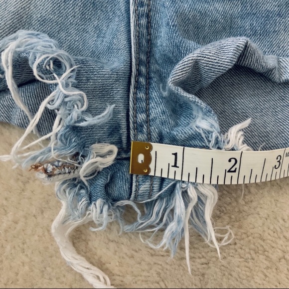 Lucky Brand A Line Vintage Short High Rise Embroidered Cutoff Denim Size 28 - Picture 6 of 11